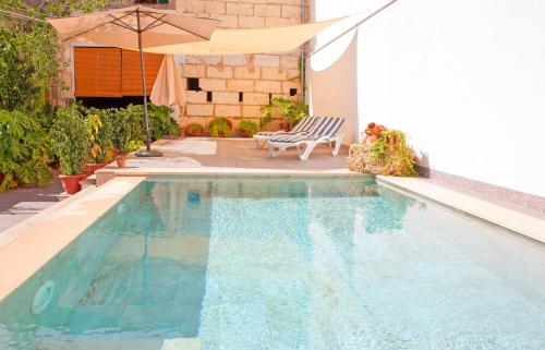 YourHouse Can Peret, modern town house in Sa Pobla with private pool