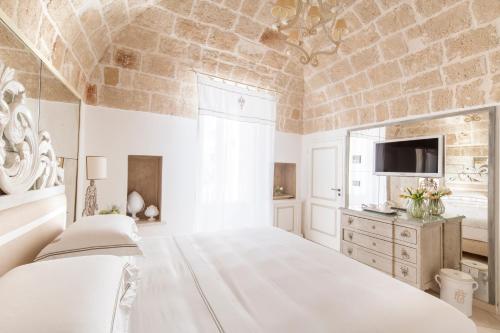 351084447 Hotel Don Ferrante