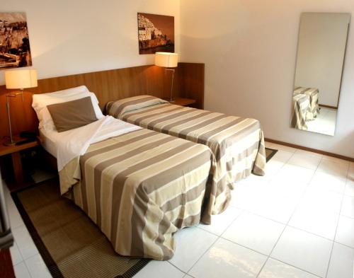 Rota Suites - image 8