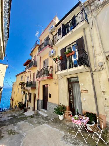 La Casetta In Centro - Holiday House