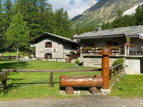 Apkārtne, Casa Ornella - Baita Pra Sec in Plampincieux