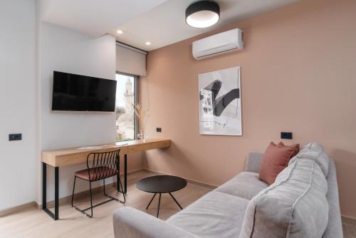 The City Hotel & Suites - image 14