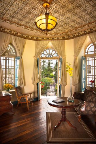 Del Parque Hotel & Suites - Cuenca Del Parque Hotel & Suites - Cuenca