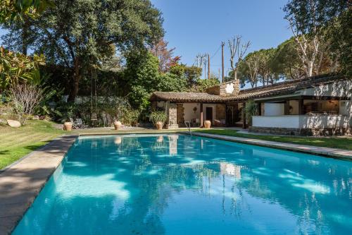  Villa Barcelona Country House, Ferienwohnung in Premia de Dalt
