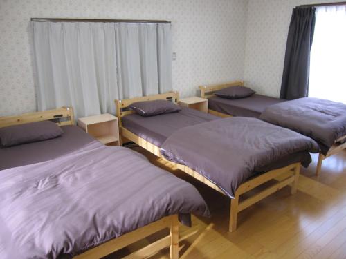 ゲストハウス あずも GuestHouse AZMO Room Type - Basic Triple Room with Shared Bathroom