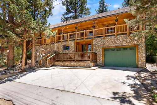 Fox Lodge Big Bear-Indoor Pool-Hot Tub-Games-Luxury Retreat