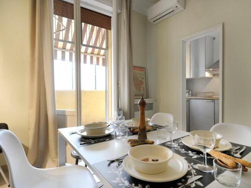 Three-Bedroom Apartment image 10