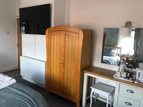 The Fossil Tree Hotel – Blackpool