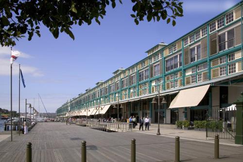 Ovolo Woolloomooloo Hotel