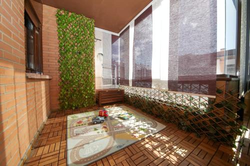 兒童遊樂場, 拉斯羅薩斯村公寓 (Apartamento Las Rozas Village) in 羅薩斯