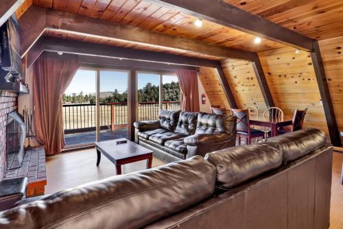 Meadow View Chalet-1632 by Big Bear Vacations - image 2