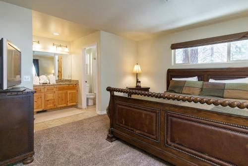 Timber Wolf Den-1641 by Big Bear Vacations - image 11