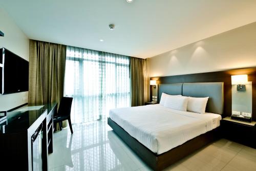 room detail thumbnail 0