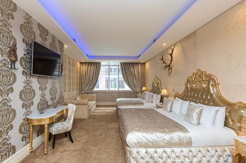 room detail thumbnail 1