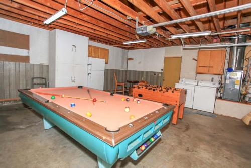 Cozy up to Summit-1651 by Big Bear Vacations - image 12