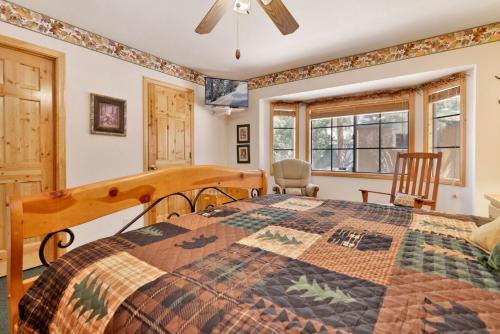 Retreat to Fox Farm-1662 by Big Bear Vacations - image 9