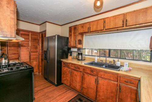 Meadow Retreat-1670 by Big Bear Vacations - image 3