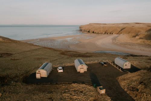 Strathy Bay Pods 1