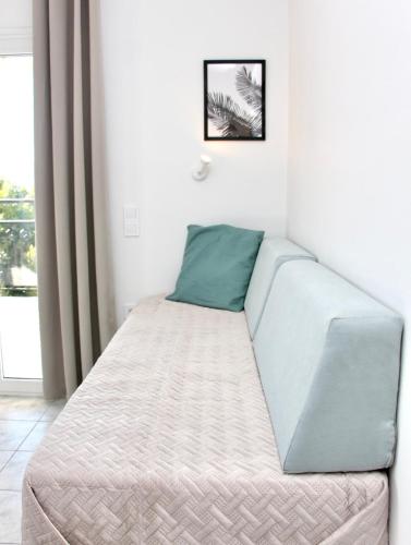 Cozy Flat at Regina Apartments, Alikanas (foto 5)