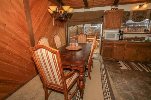Ruff Inn It-1752 by Big Bear Vacations - image 11
