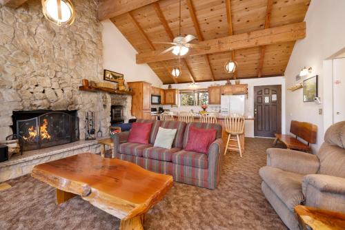 Scenic Retreat-1772 by Big Bear Vacations - image 11
