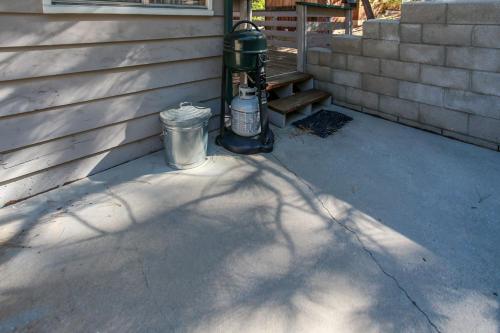 Terra Pine Retreat-1791 by Big Bear Vacations - image 6