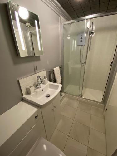 Marine View Guest House - image 8