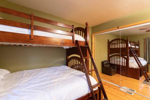 Chateau Shay-1809 by Big Bear Vacations - image 11