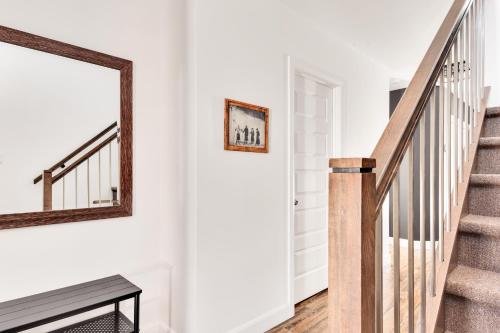 Lobby, 25- Chalet a Louer a Stoneham in Stoneham (QC)