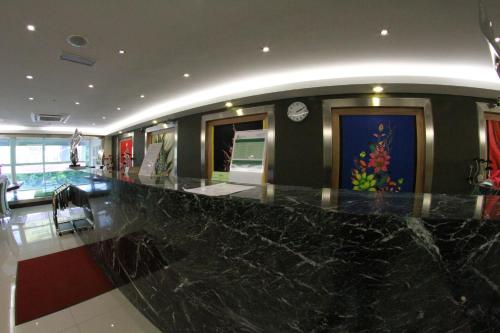 Lobby, One Avenue Hotel near 1 Utama Shopping Centre