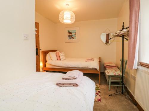 14 Low Row - image 12