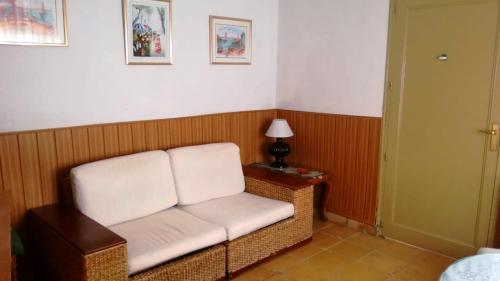  Casa antigua en Navahermosa in Navahermosa