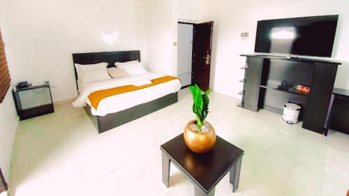 Royal Court Lounge & Boutique Hotel in Port Harcourt