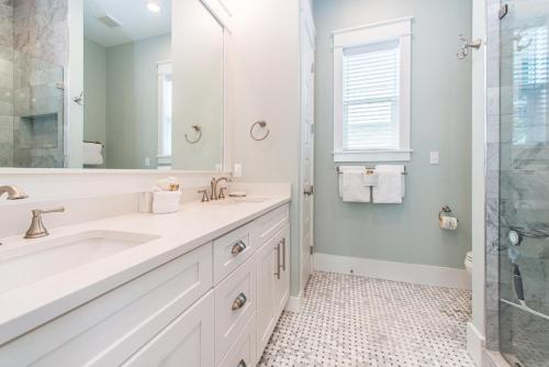 Seagrove Seaclusion at 30A by RealJoy Vacations - image 35