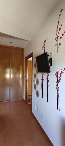 設施, A Cruz de Ferro in 羅蘇爾