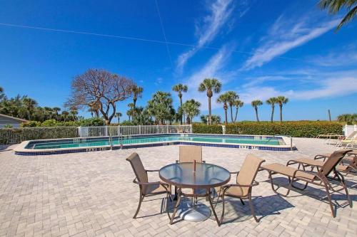 SOUTH SEAS BEACH VILLA 2126 - image 2