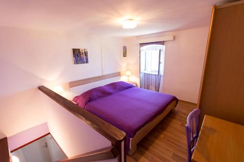  Apartment Bella in Miholašćica