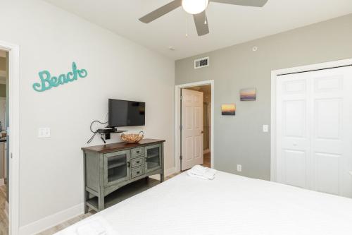 Pathway to the Sea C203 by Padre Escapes - image 6