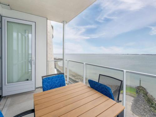 Sea view apartment in Scherpenisse with terrace