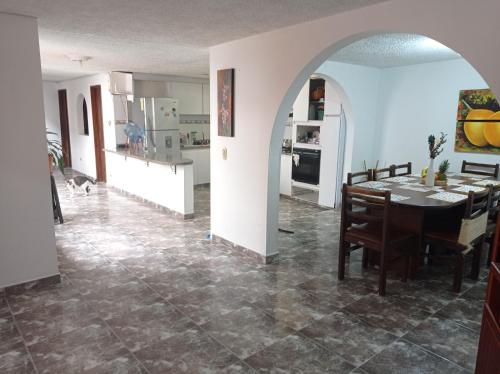 Kitchen, Casa Hotel S&E in Ibague