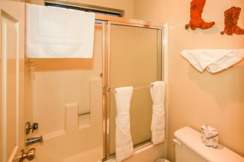 Gone Fish Inn-1766 by Big Bear Vacations - image 13