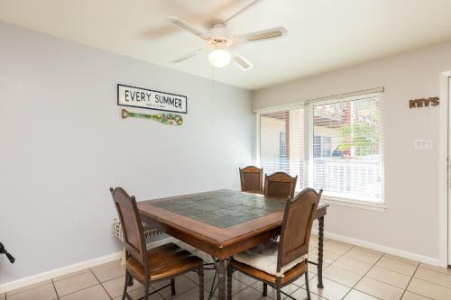 Surfside 122 by Padre Escapes - image 10