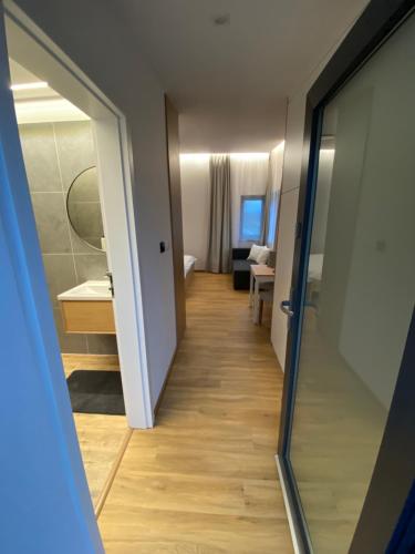 Ieeja, FamilyFitHouse in Vendrine