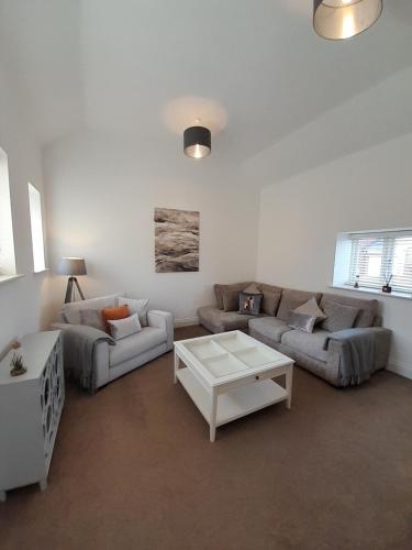 The Stables a Contractor Family 2 bed Town House in Central Melton Mowbray - Apartment