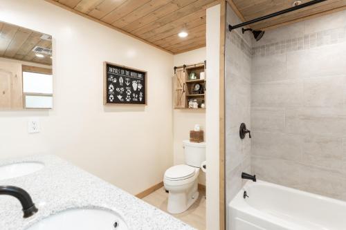 Sunny Forest Cottage #1924 by Big Bear Vacations - image 2