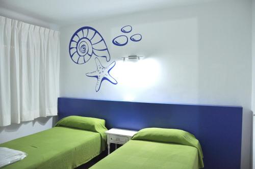 Apartamentos Las Rosas - image 11