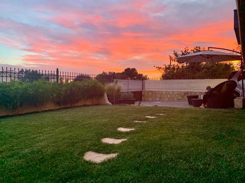 Sunset villa lagonissi riviera gîte à louer Markéllou