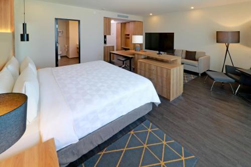 351291967 Holiday Inn San Luis Potosi-Quijote by IHG