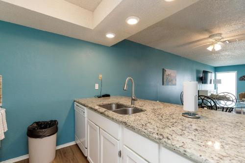 El Constante 205 by Padre Escapes - image 9