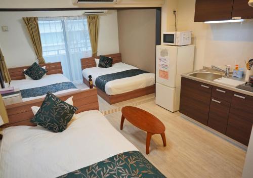 【Main Building】3 Double Beds Room - Non-Smoking